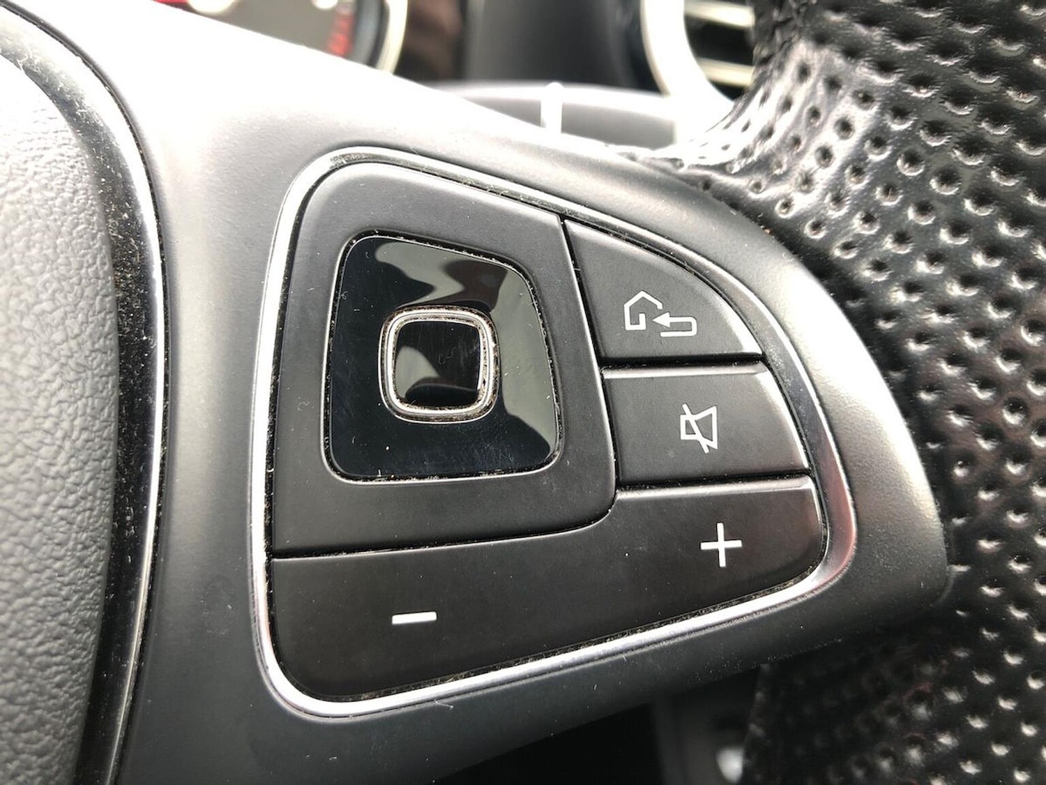 Used Mercedes-Benz E Class 2016 for sale - 76699481: Photo 27