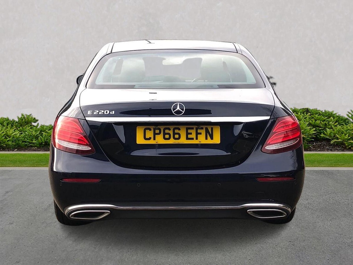 Used Mercedes-Benz E Class 2016 for sale - 76699481: Photo 4