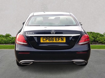 Used Mercedes-Benz E Class 2016 for sale - 76699481: Photo