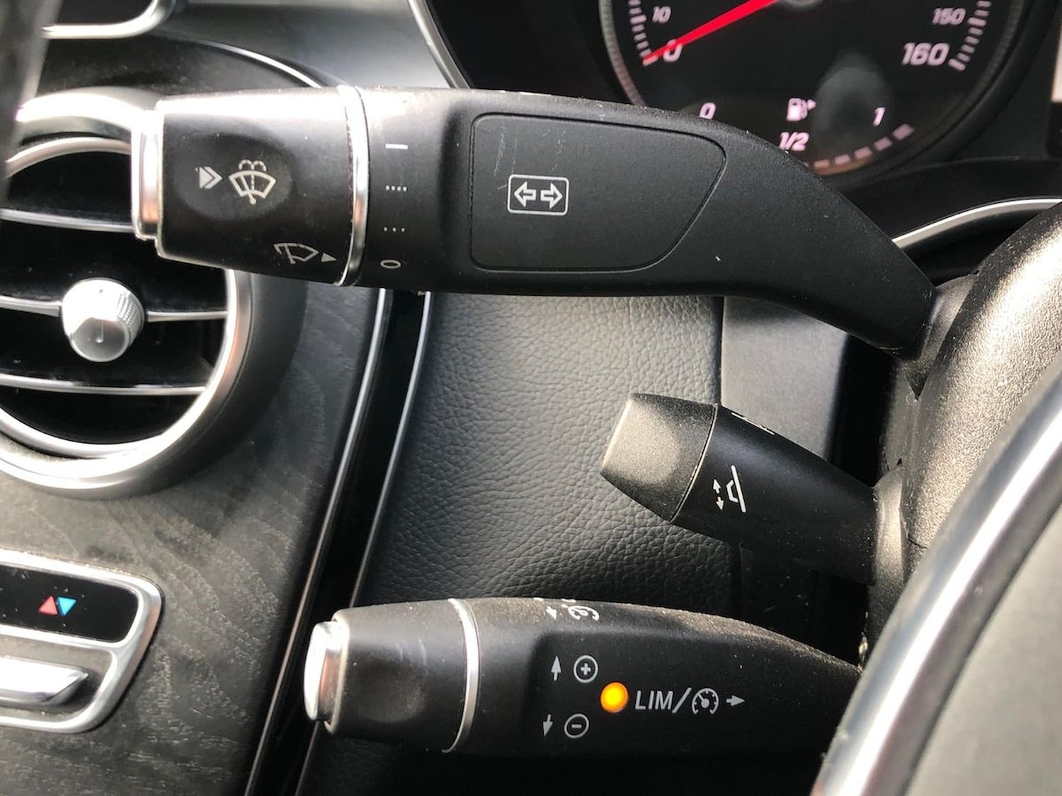 Used Mercedes-Benz C Class 2017 for sale - 76352537: Photo 28