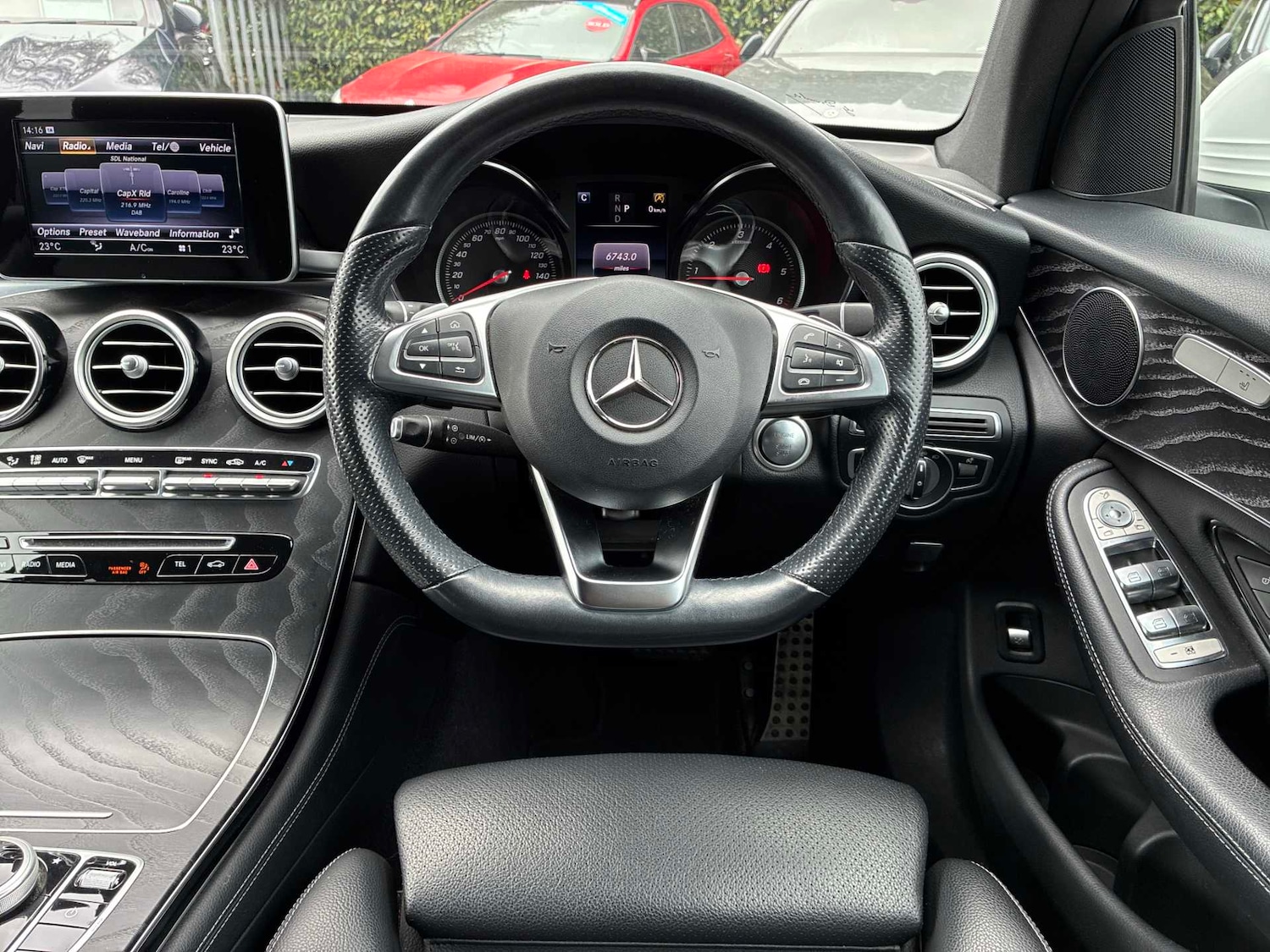 Used Mercedes-Benz GLC 2018 for sale - 78196152: Photo 9