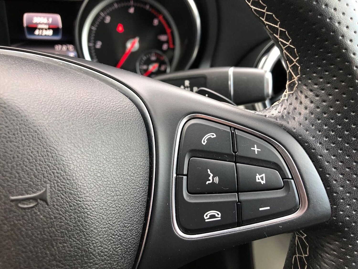 Used Mercedes-Benz GLA 2018 for sale - 76082523: Photo 27