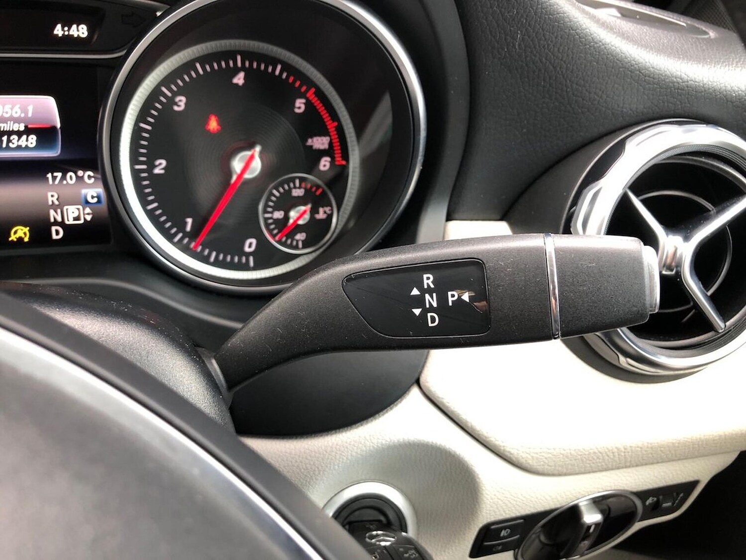 Used Mercedes-Benz GLA 2018 for sale - 76082523: Photo 29