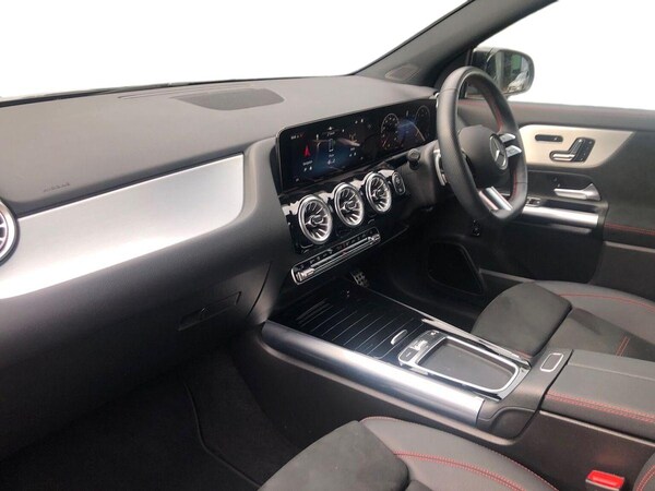 Used Mercedes-Benz GLA 2024 for sale - 76299348: Photo 8