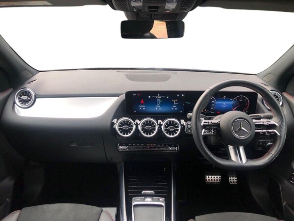 Used Mercedes-Benz GLA 2024 for sale - 76299348: Photo 9