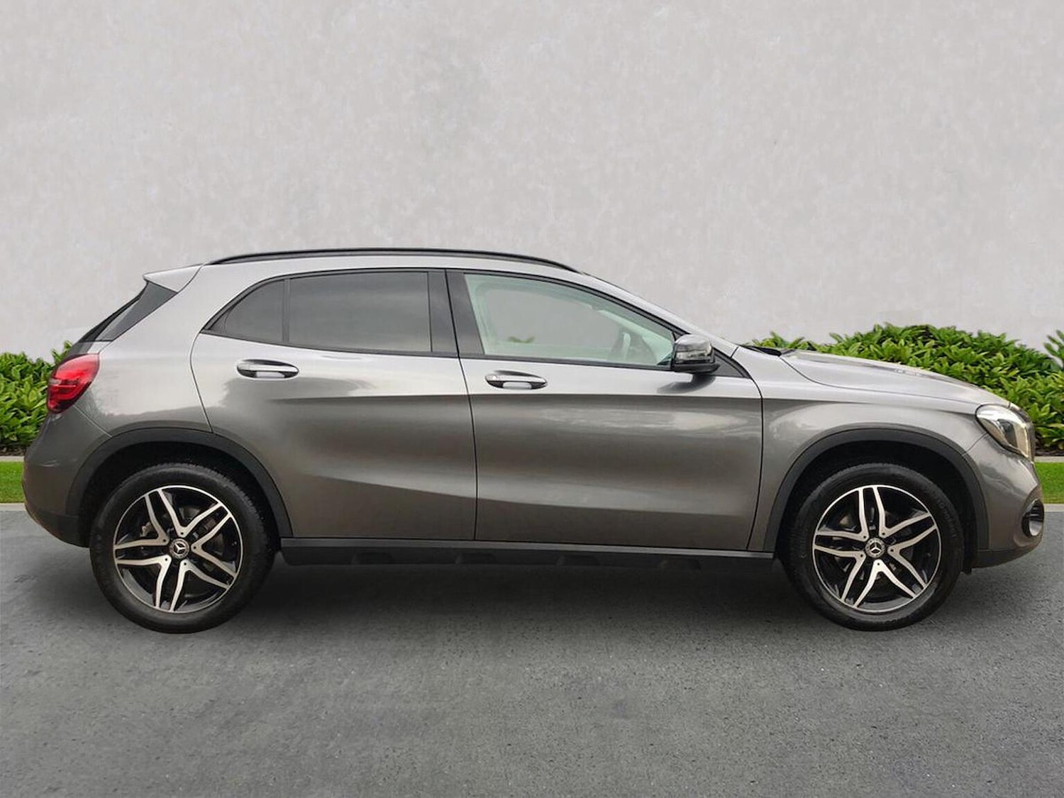Used Mercedes-Benz GLA 2020 for sale - 76554216: Photo 3