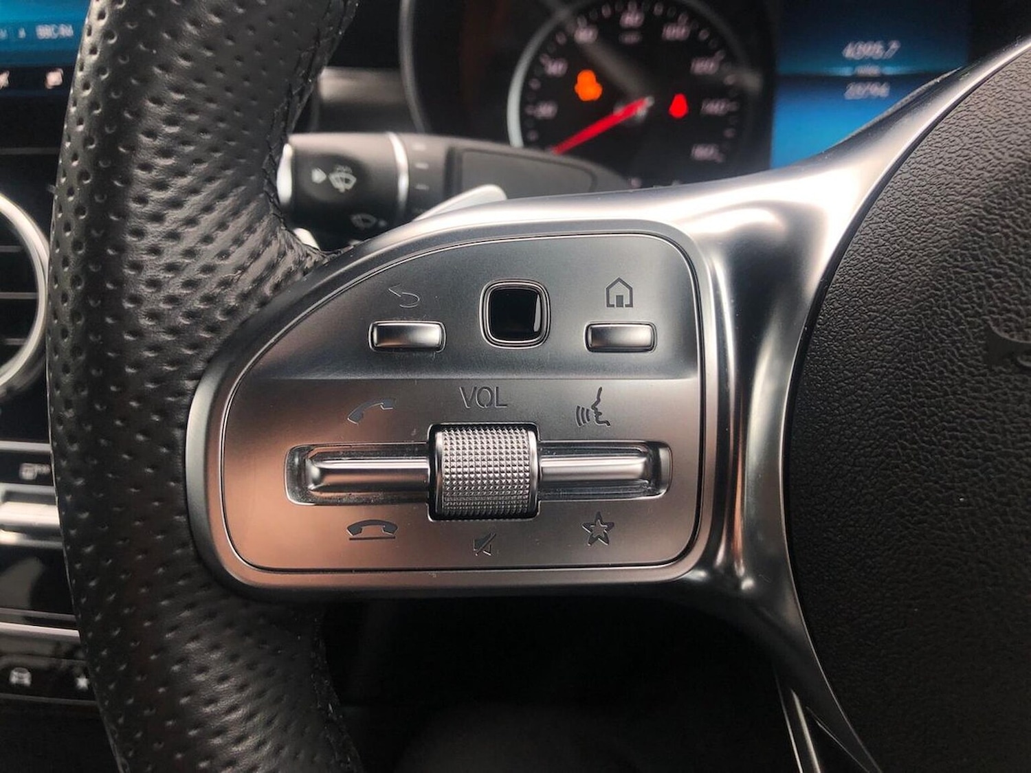 Used Mercedes-Benz GLC 2022 for sale - 76225106: Photo 26