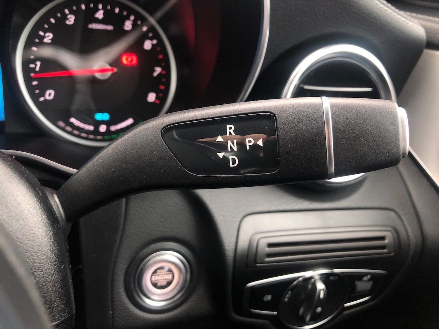 Used Mercedes-Benz GLC 2022 for sale - 76225106: Photo 29