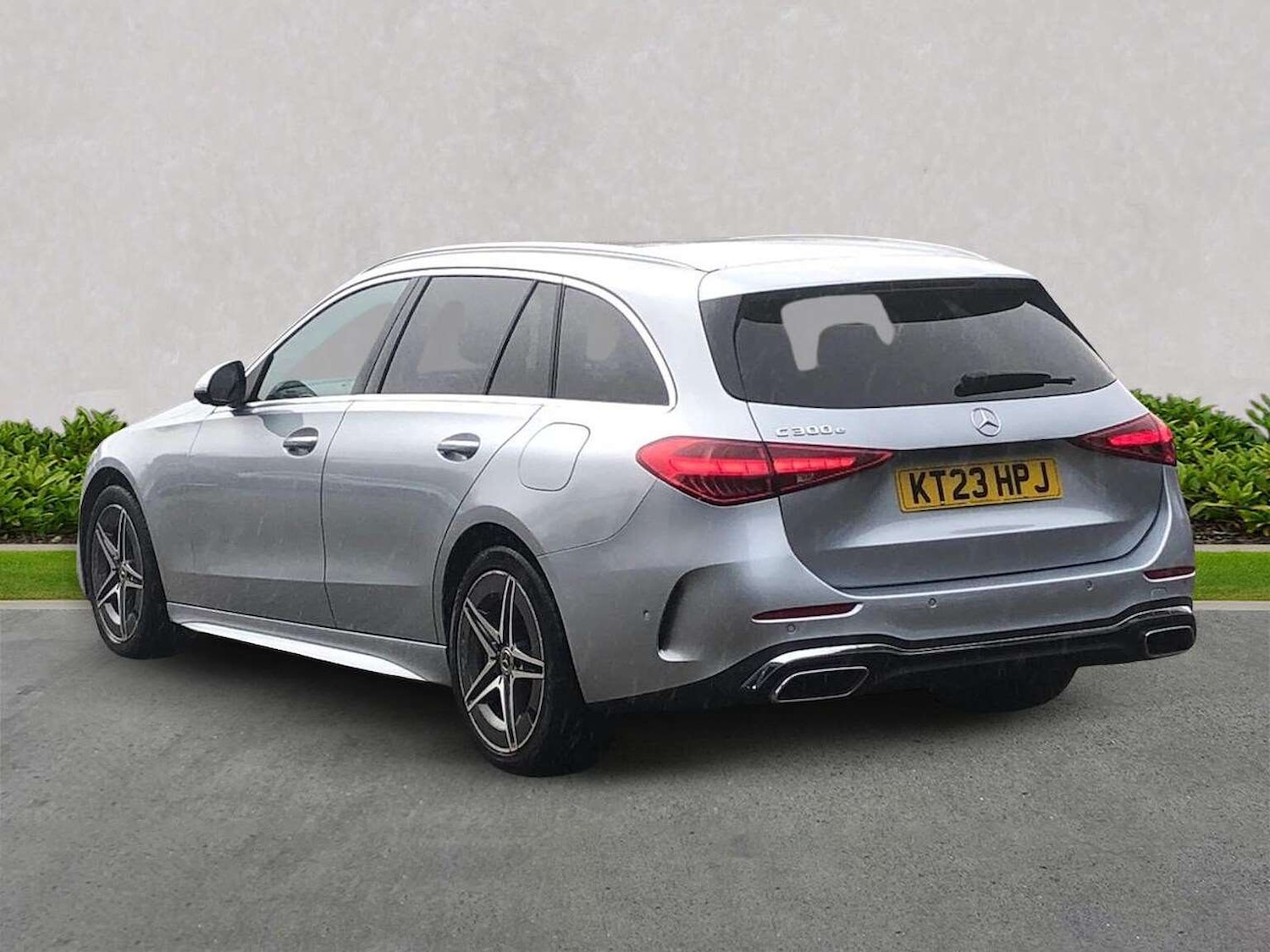 Used Mercedes-Benz C Class 2023 for sale - 77789555: Photo 2