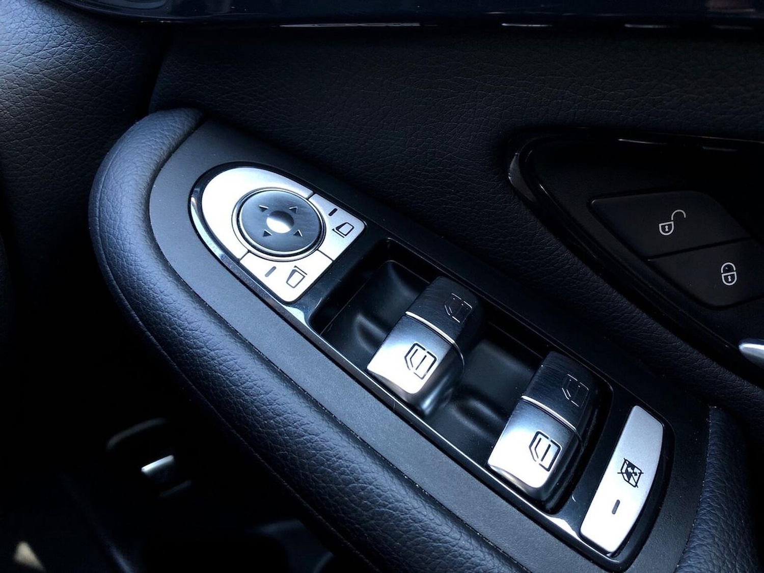 Used Mercedes-Benz GLC 2018 for sale - 76194455: Photo 21