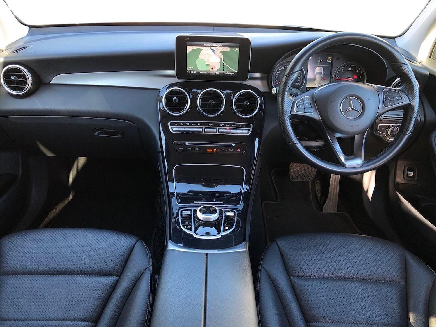 Used Mercedes-Benz GLC 2018 for sale - 76194455: Photo 8
