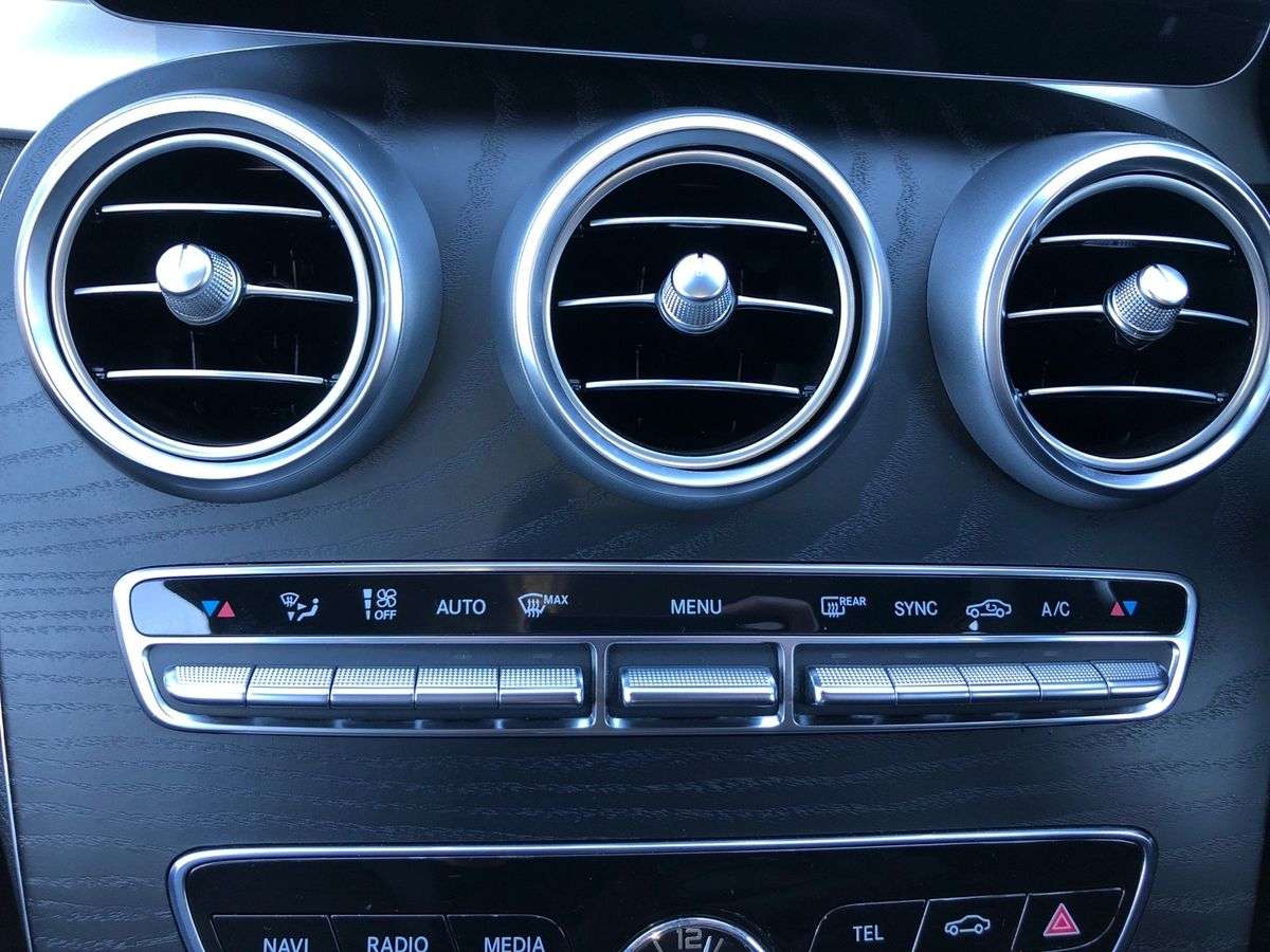 Used Mercedes-Benz C Class 2021 for sale - 78196080: Photo 12