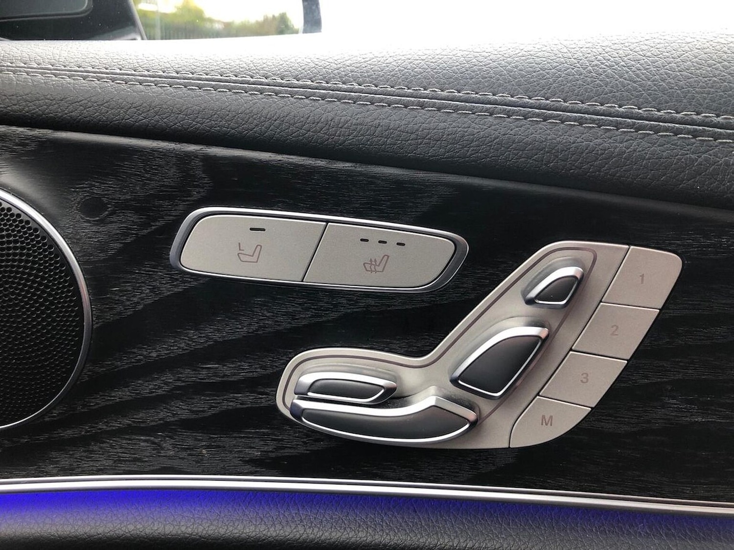 Used Mercedes-Benz E Class 2019 for sale - 76655905: Photo 30