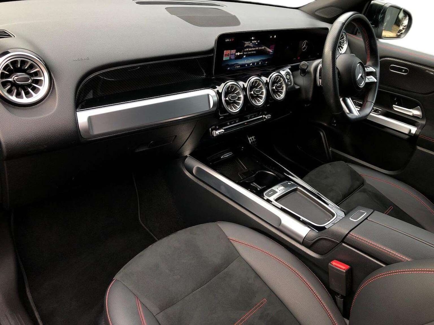 Used Mercedes-Benz GLB 2024 for sale - 77896241: Photo 7