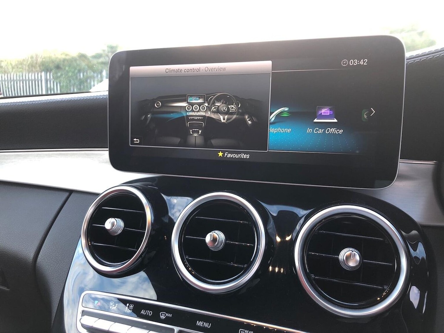 Used Mercedes-Benz C Class 2019 for sale - 76357851: Photo 12