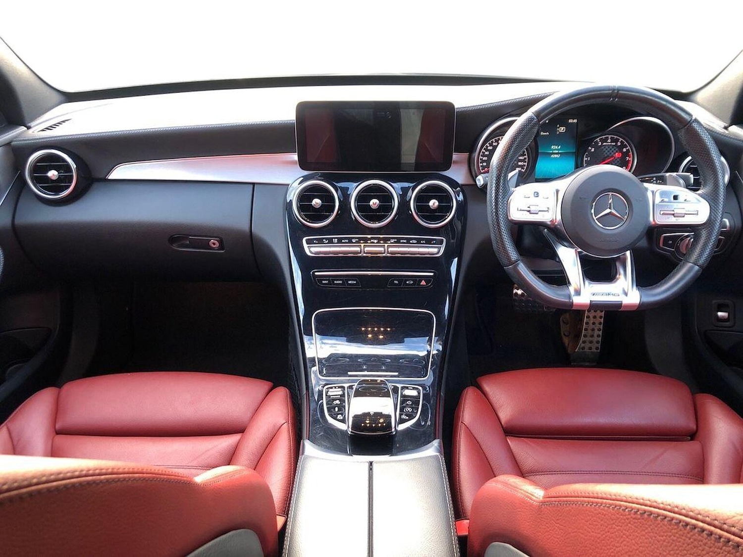 Used Mercedes-Benz C Class 2019 for sale - 76357851: Photo 8