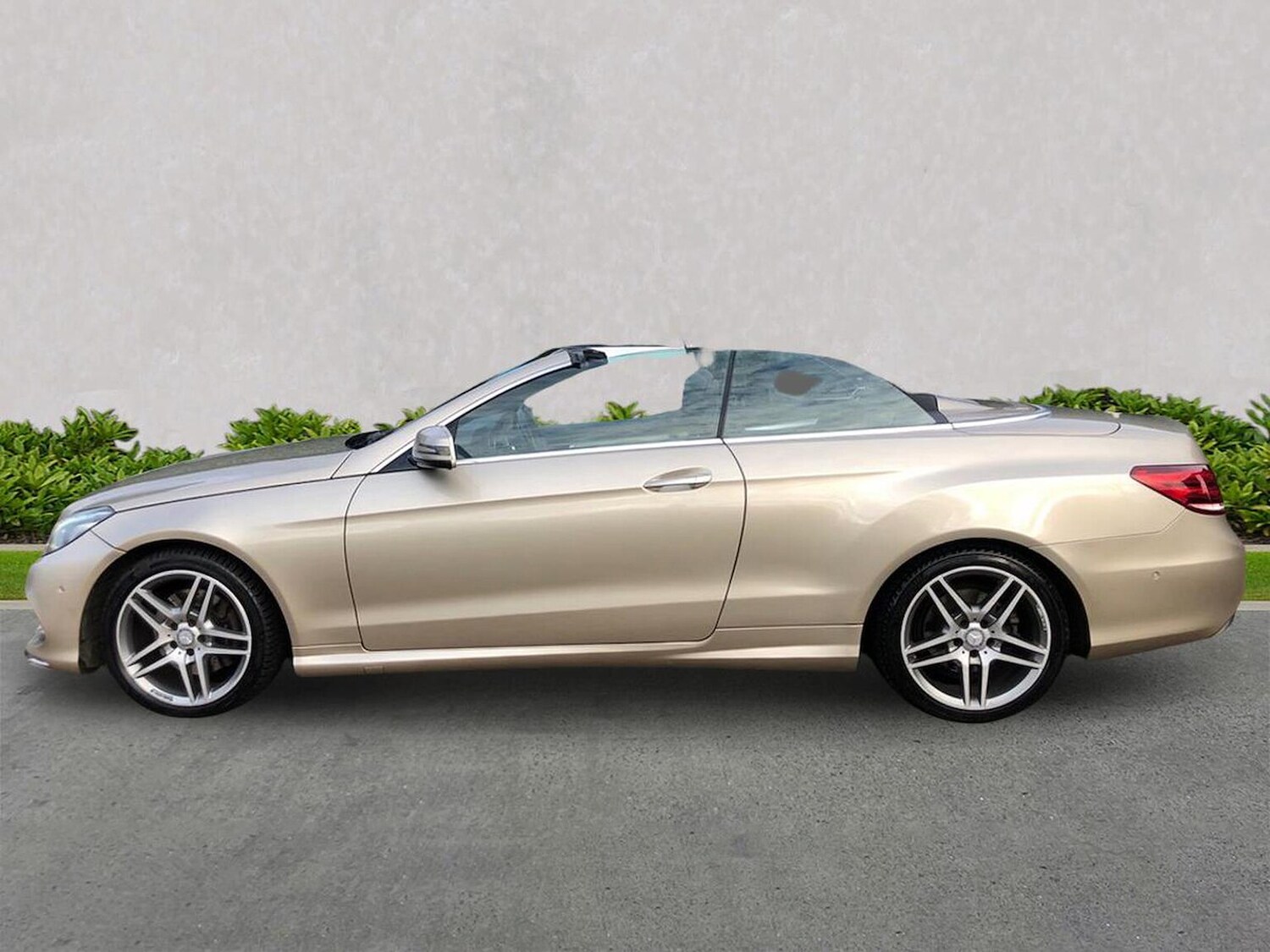 Used Mercedes-Benz E Class 2016 for sale - 76369172: Photo 19
