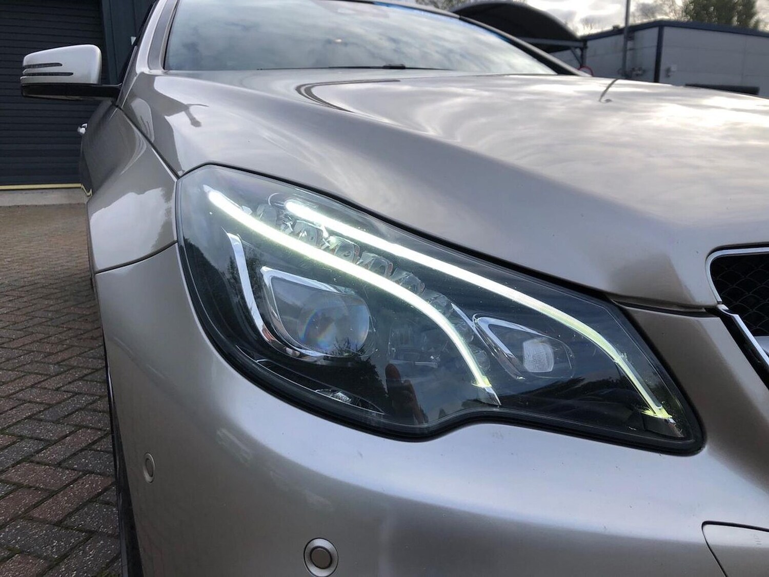 Used Mercedes-Benz E Class 2016 for sale - 76369172: Photo 34