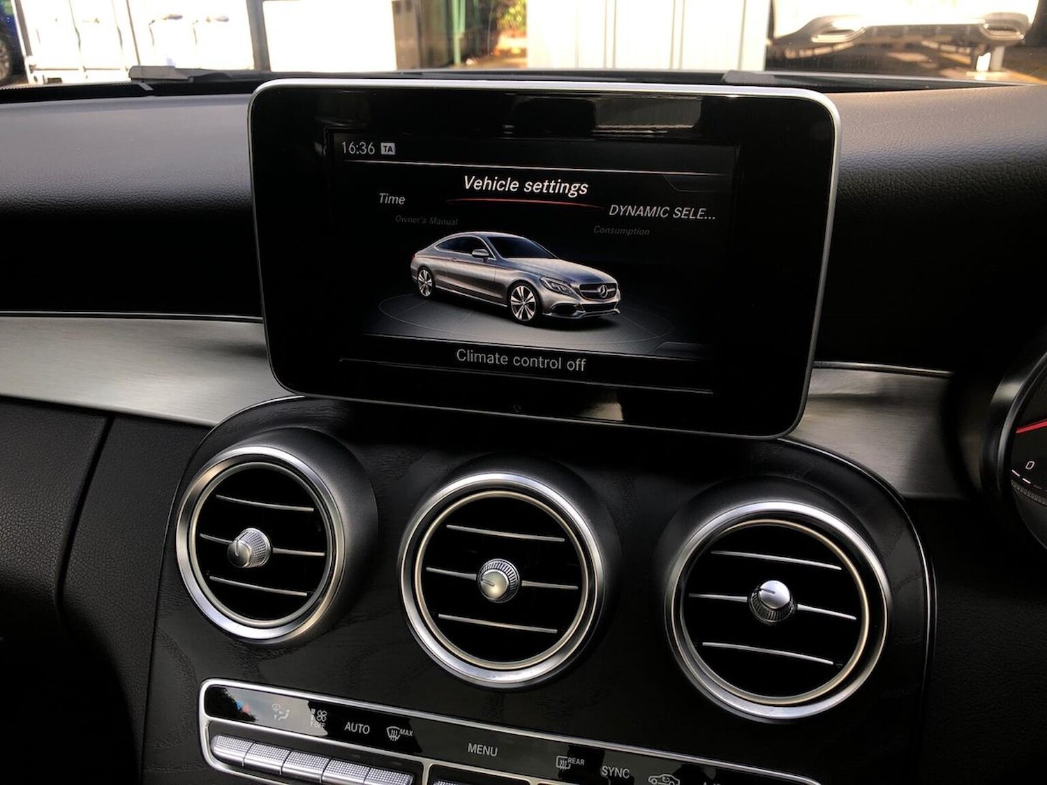 Used Mercedes-Benz C-Class 2017 for sale - 76077780: Photo 11