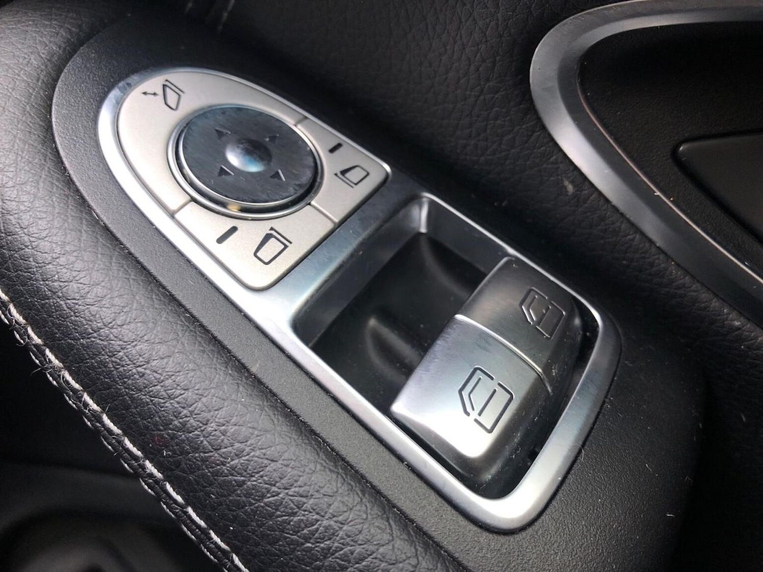 Used Mercedes-Benz C-Class 2017 for sale - 76077780: Photo 21