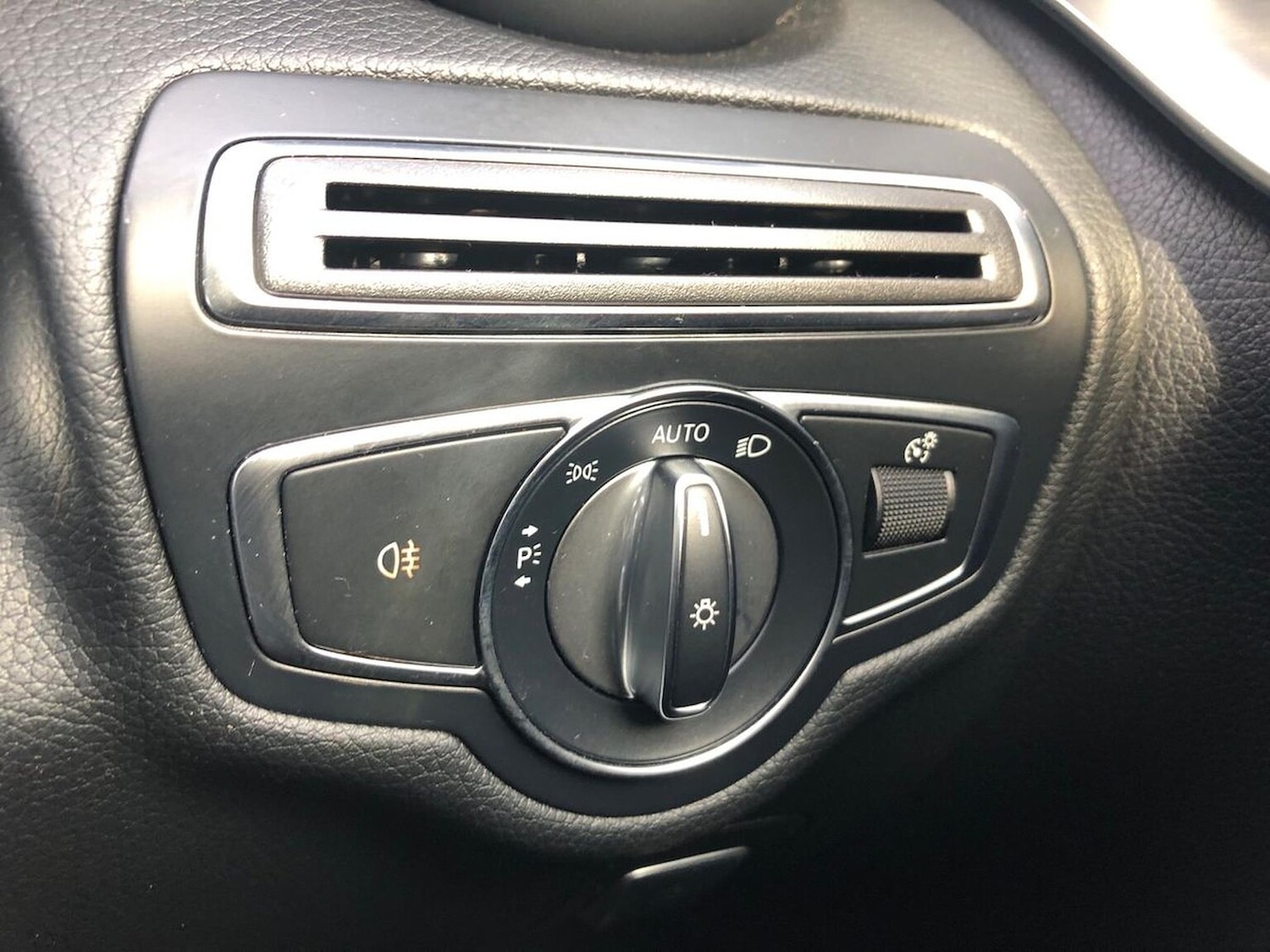 Used Mercedes-Benz C-Class 2017 for sale - 76077780: Photo 22
