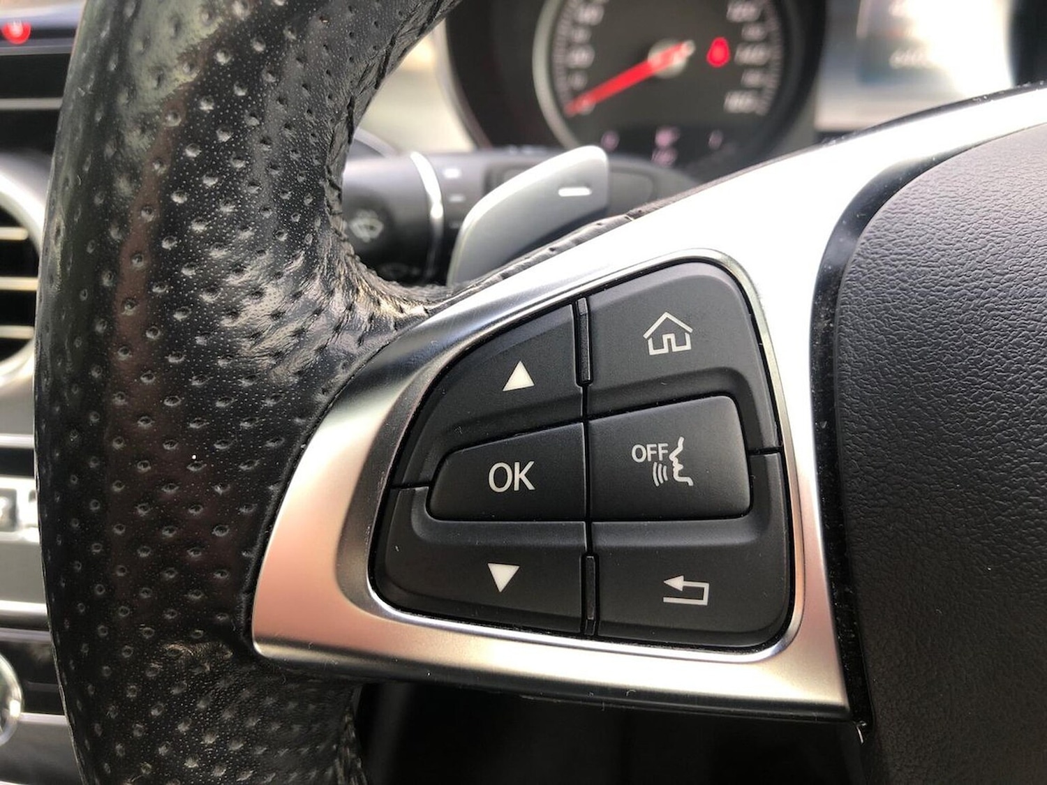 Used Mercedes-Benz C-Class 2017 for sale - 76077780: Photo 26