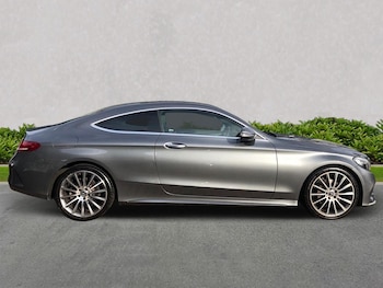 Used Mercedes-Benz C-Class 2017 for sale - 76077780: Photo 3