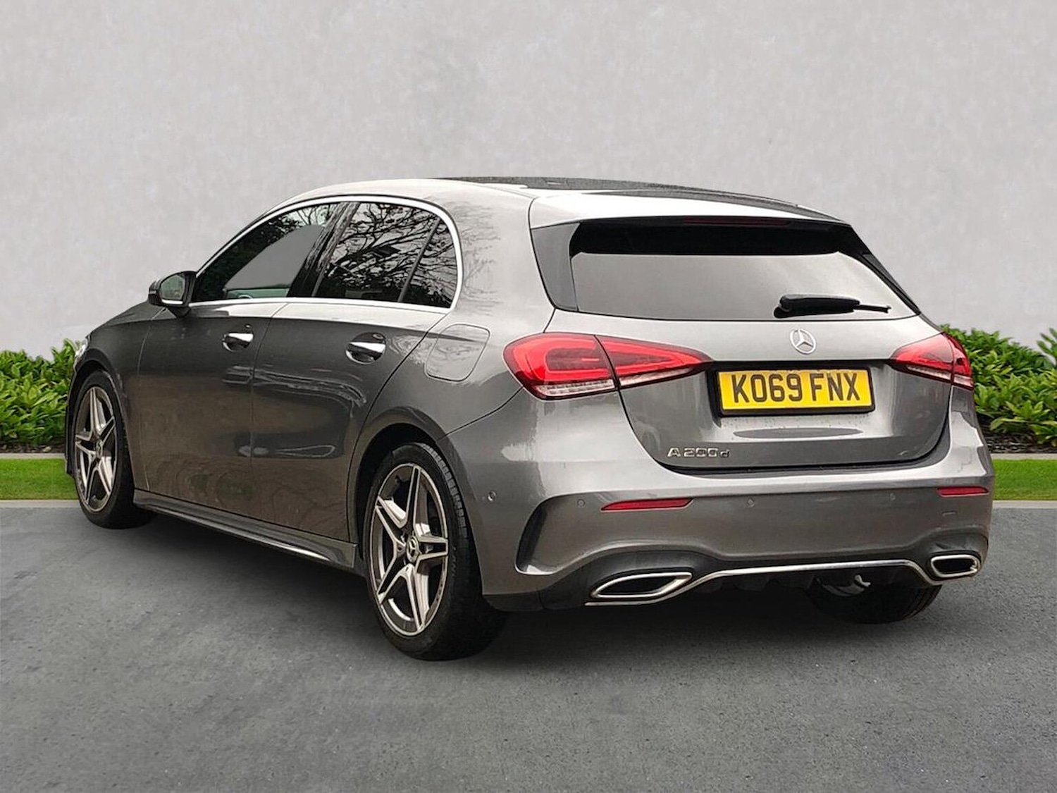 Used Mercedes-Benz A-Class 2020 for sale - 76578316: Photo 2