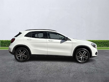 Used Mercedes-Benz GLA 2019 for sale - 79405930: Photo