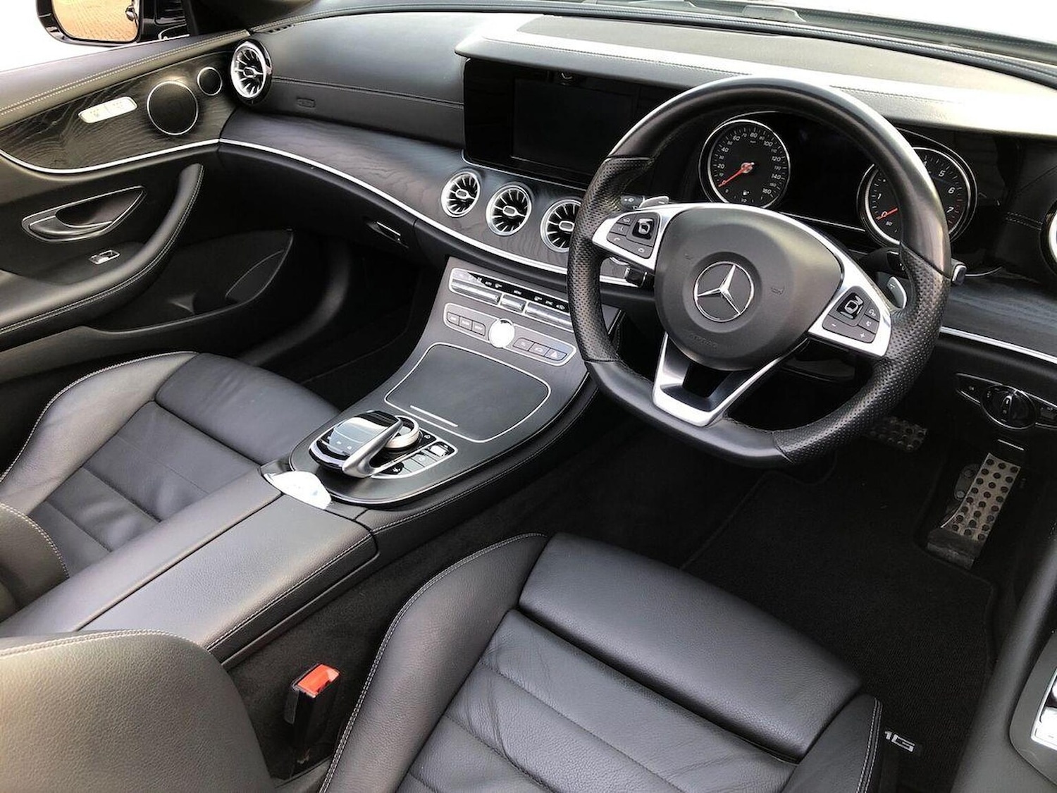 Used Mercedes-Benz E Class 2017 for sale - 76963548: Photo 15