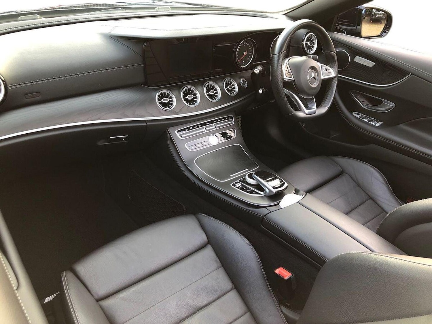 Used Mercedes-Benz E Class 2017 for sale - 76963548: Photo 7