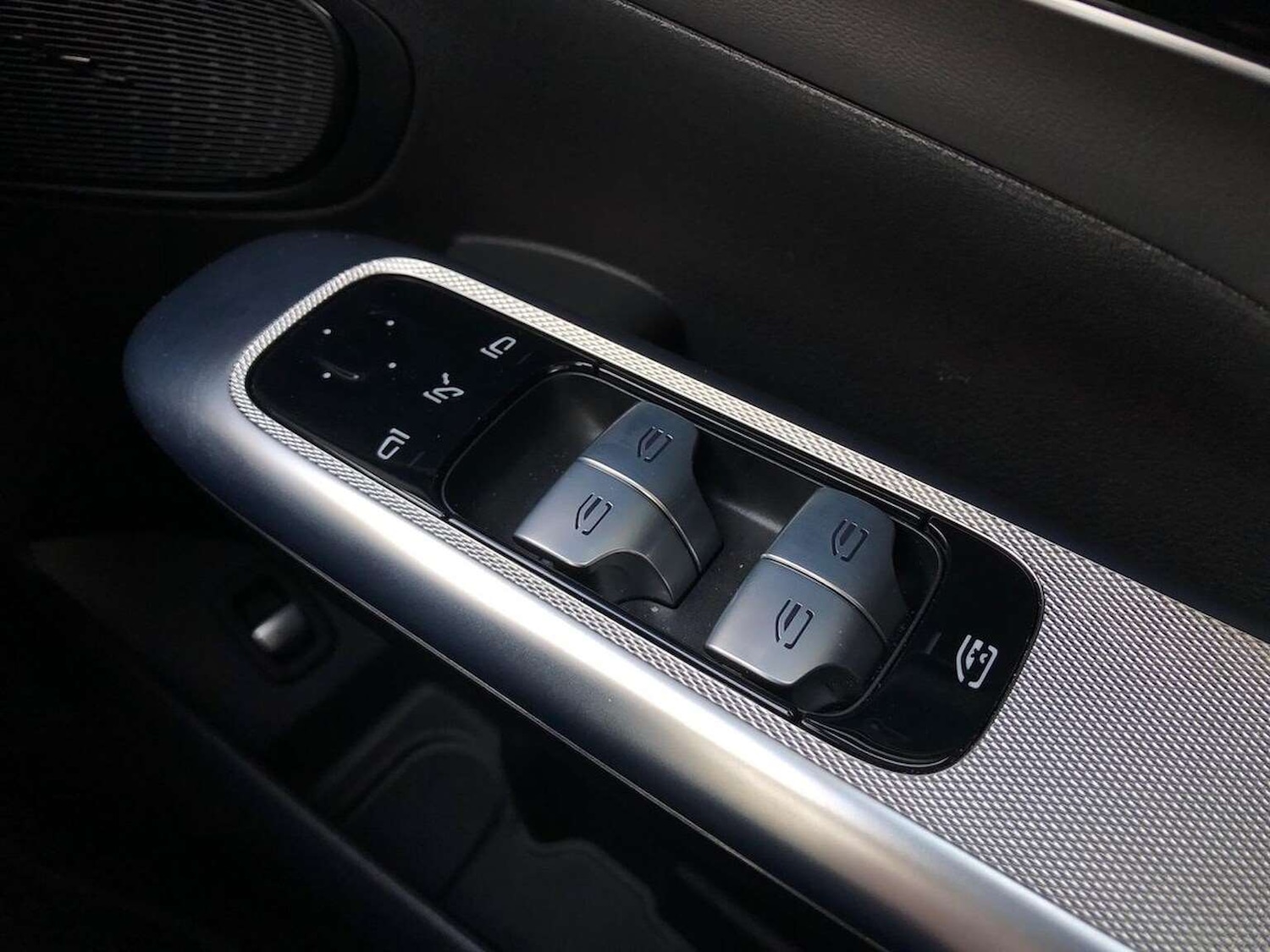 Used Mercedes-Benz GLC 2024 for sale - 77962332: Photo 21