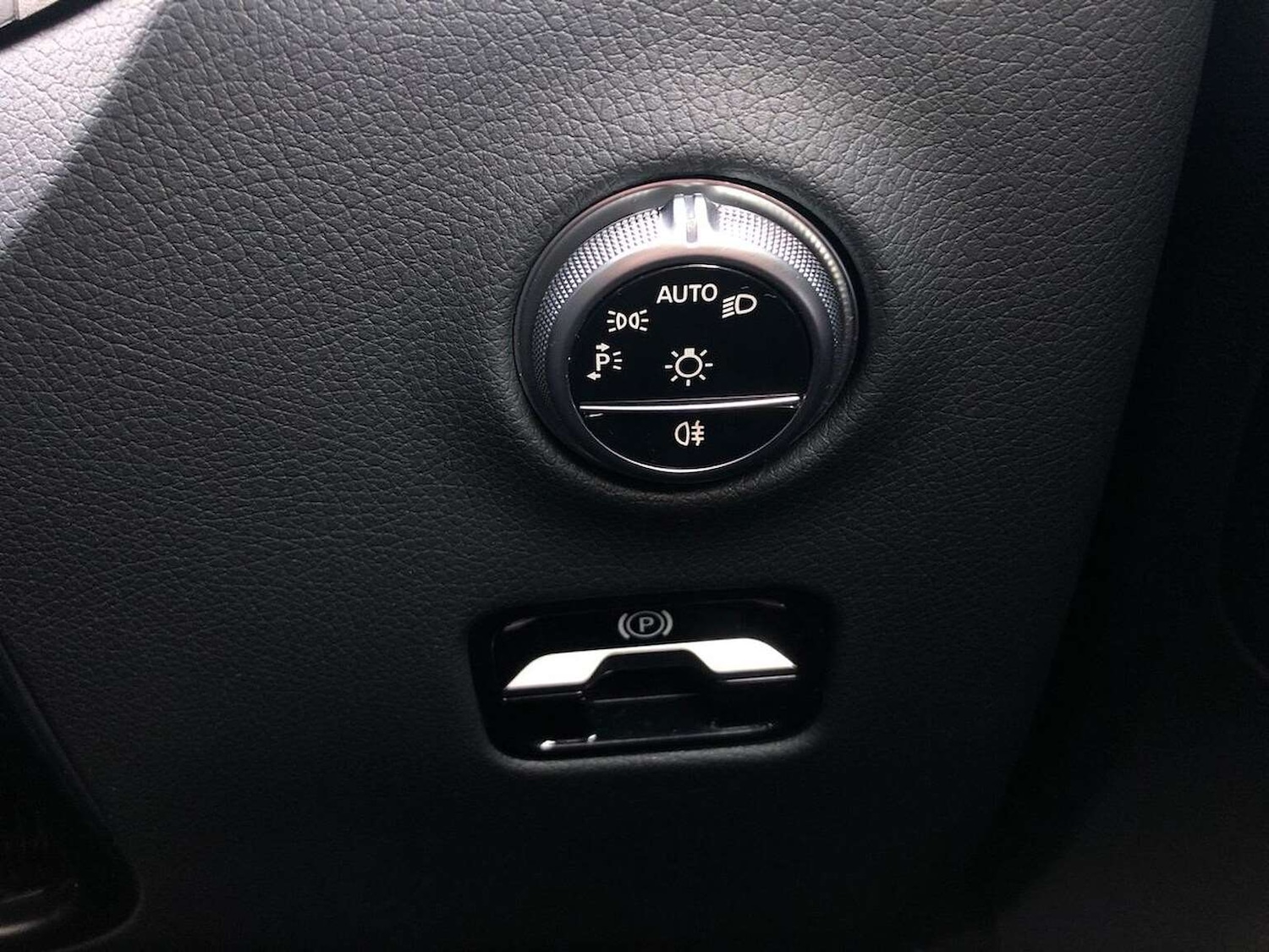 Used Mercedes-Benz GLC 2024 for sale - 77962332: Photo 22