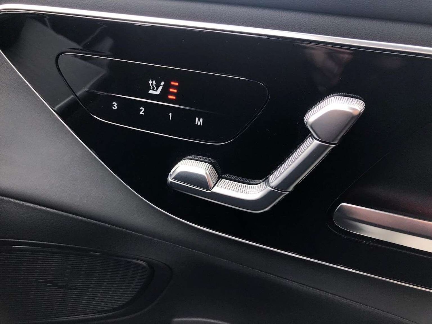 Used Mercedes-Benz GLC 2024 for sale - 77962332: Photo 30