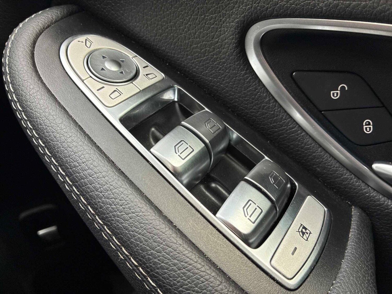 Used Mercedes-Benz EQC 2023 for sale - 78192131: Photo 21