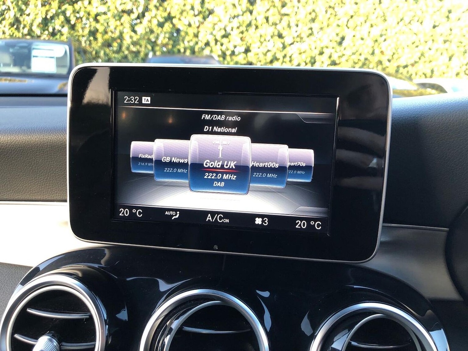 Used Mercedes-Benz GLC 2016 for sale - 77069941: Photo 25