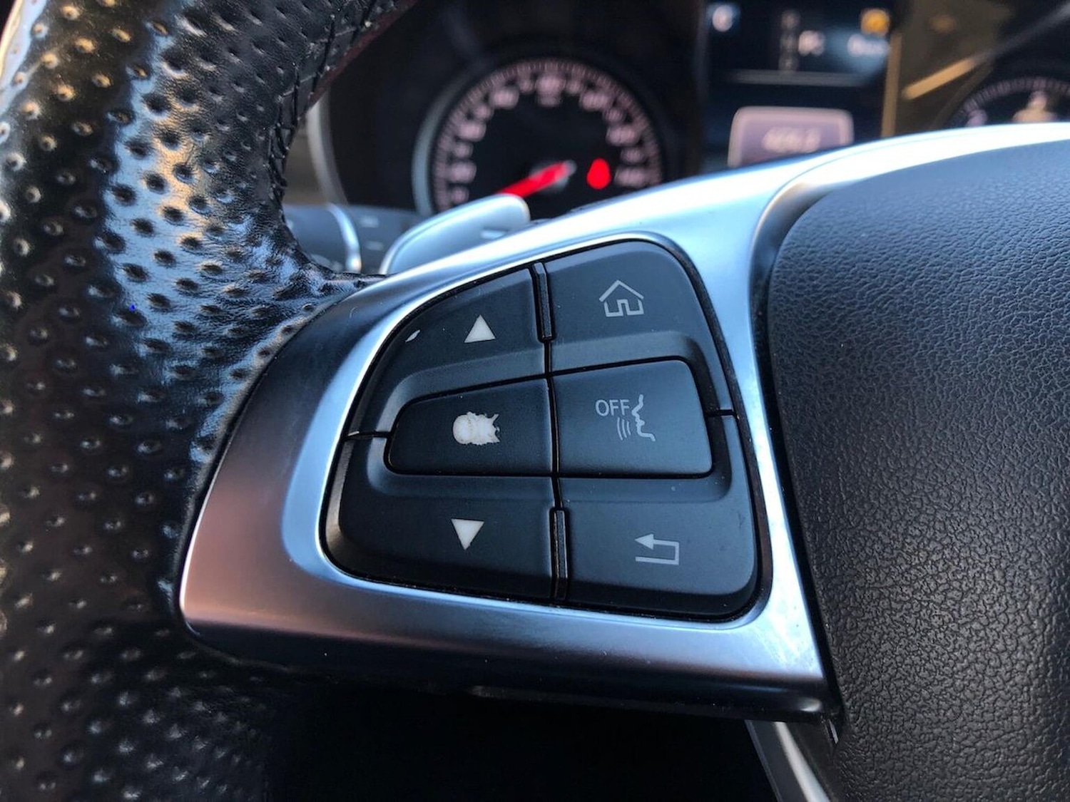 Used Mercedes-Benz GLC 2016 for sale - 77069941: Photo 26