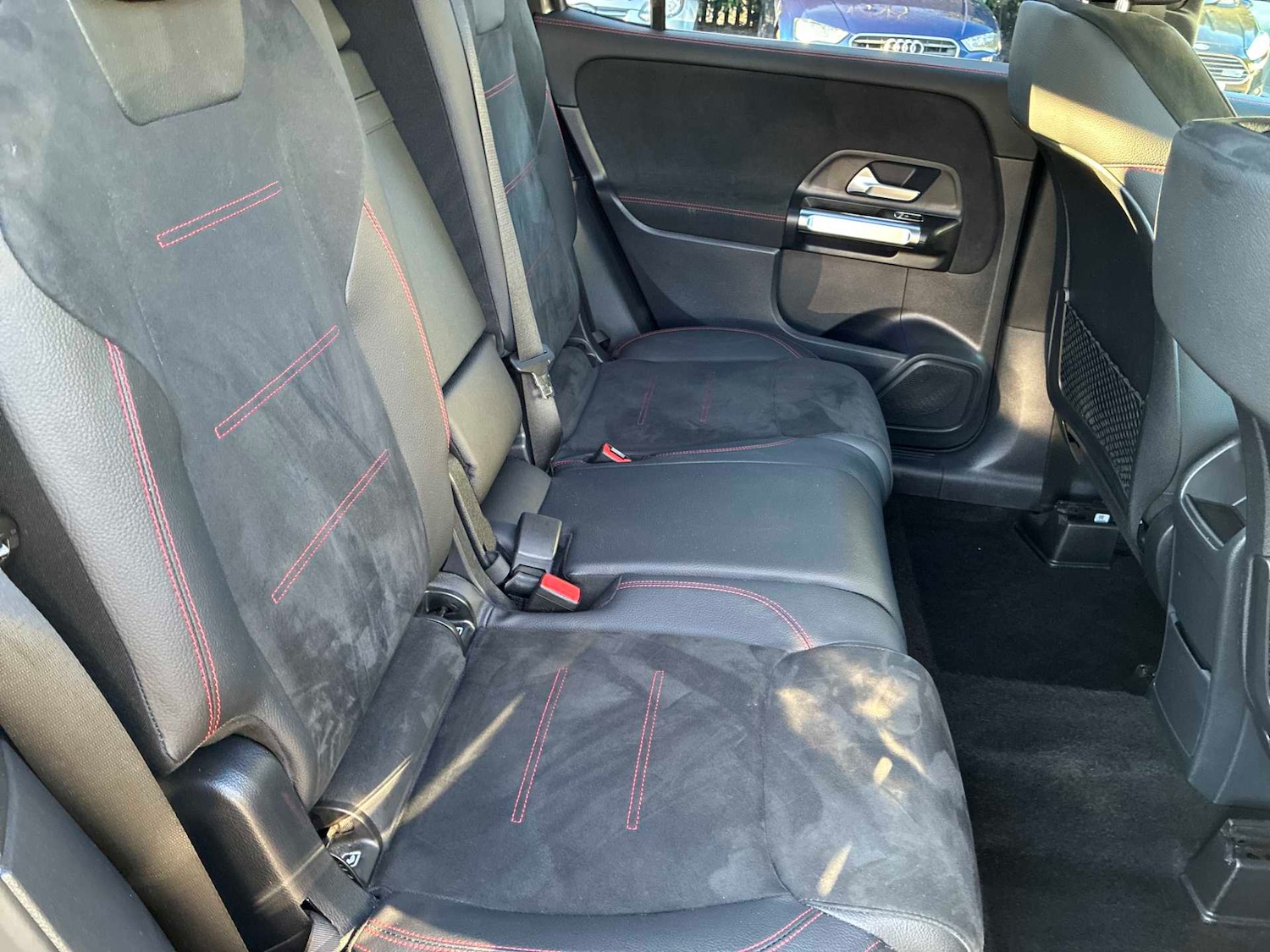 Used Mercedes-Benz GLB 2025 for sale - 78125256: Photo 16