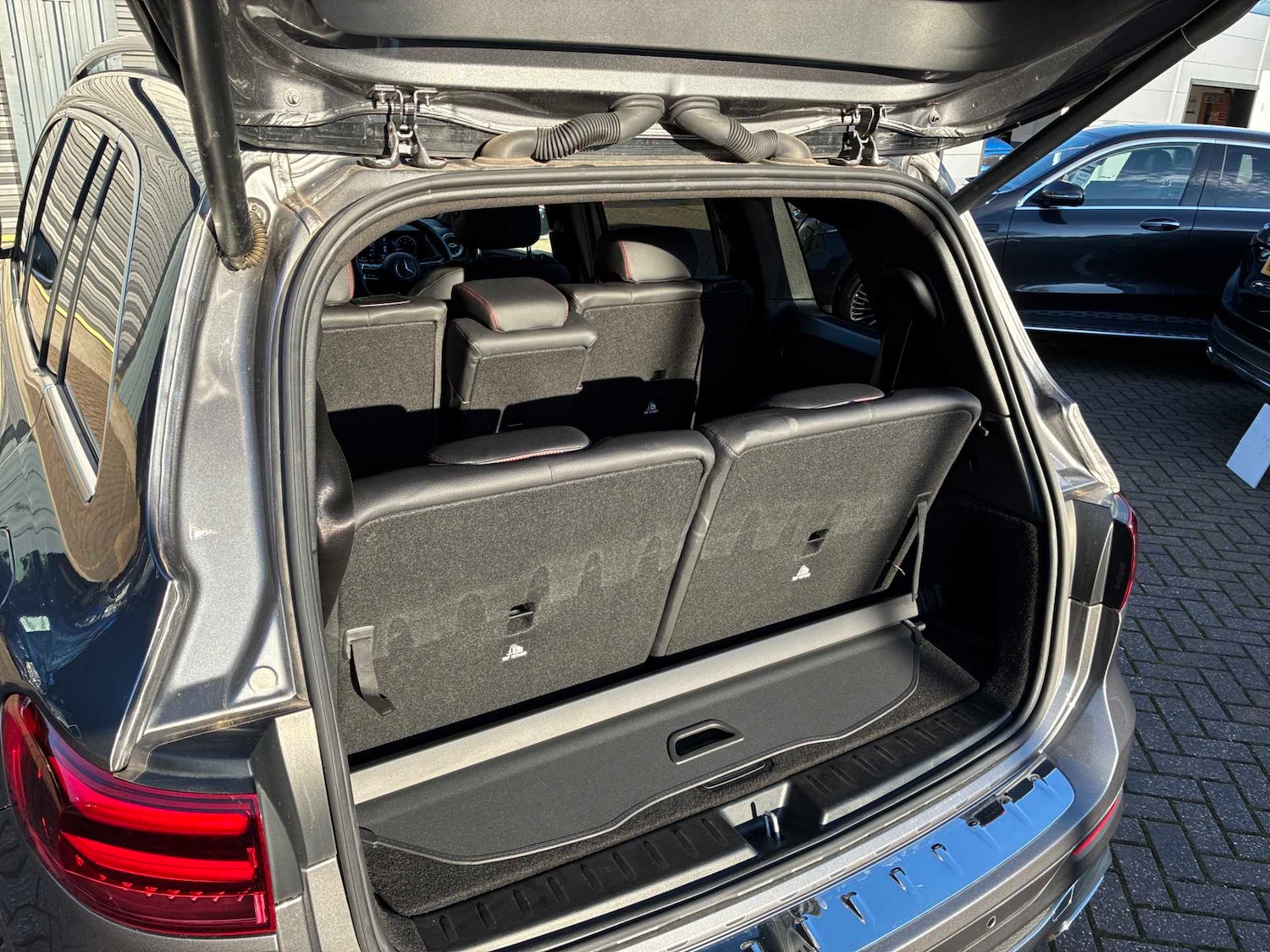 Used Mercedes-Benz GLB 2025 for sale - 78125256: Photo 17