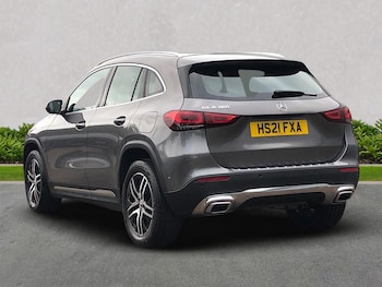 Used Mercedes-Benz GLA 2021 for sale - 76243156: Photo 2