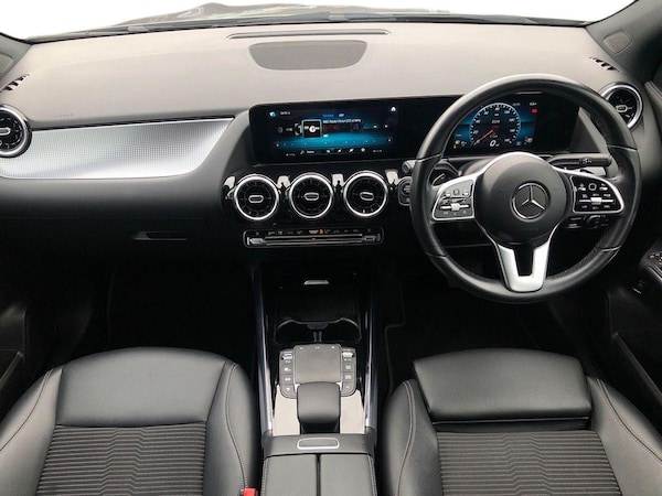 Used Mercedes-Benz GLA 2021 for sale - 76243156: Photo 8