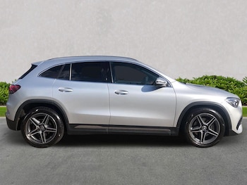 Used Mercedes-Benz GLA 2021 for sale - 75975322: Photo