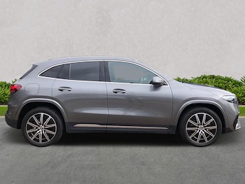 Used Mercedes-Benz EQA 2024 for sale - 76115471: Photo 3