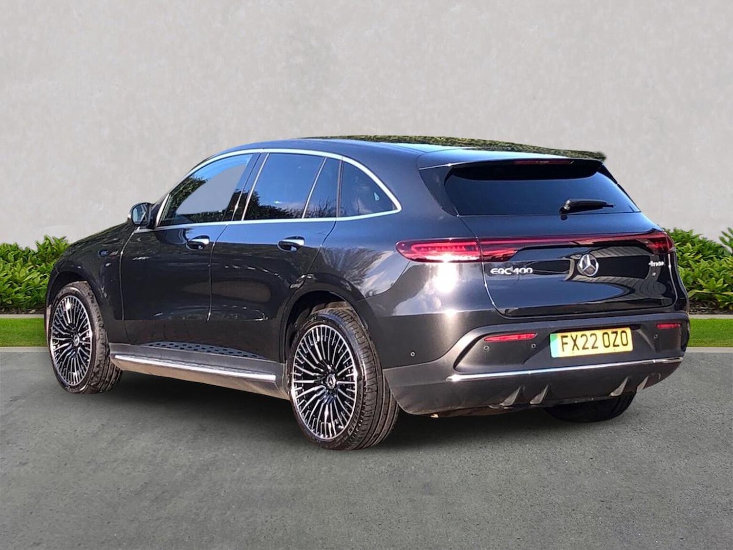 Used Mercedes-Benz EQC 2022 for sale - 76951182: Photo 2