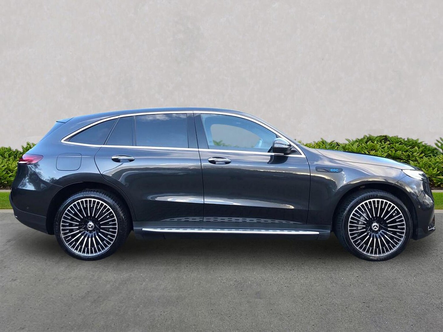 Used Mercedes-Benz EQC 2022 for sale - 76951182: Photo 3