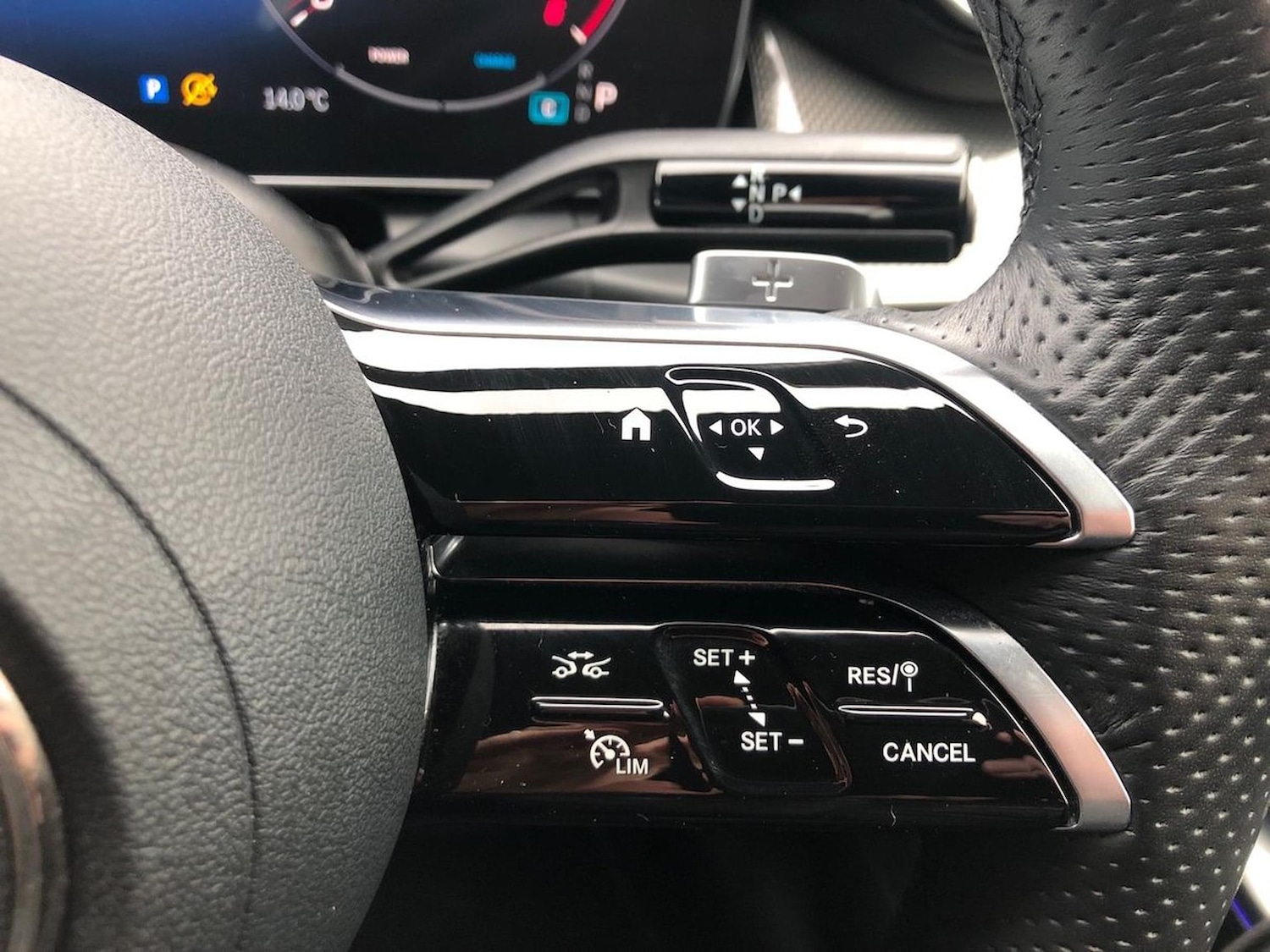 Used Mercedes-Benz GLC 2024 for sale - 76536593: Photo 27