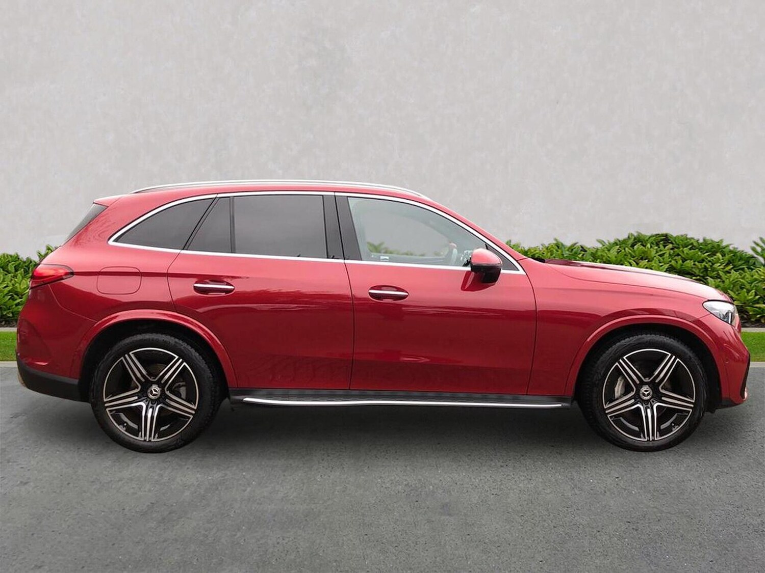 Used Mercedes-Benz GLC 2024 for sale - 76536593: Photo 3