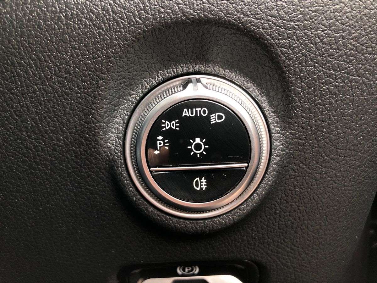 Used Mercedes-Benz C Class 2025 for sale - 78192020: Photo 22