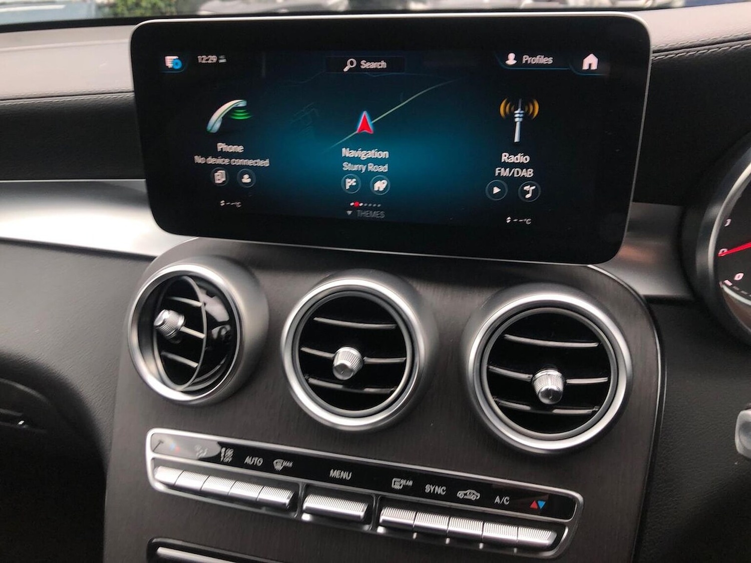 Used Mercedes-Benz GLC 2019 for sale - 76357852: Photo 11
