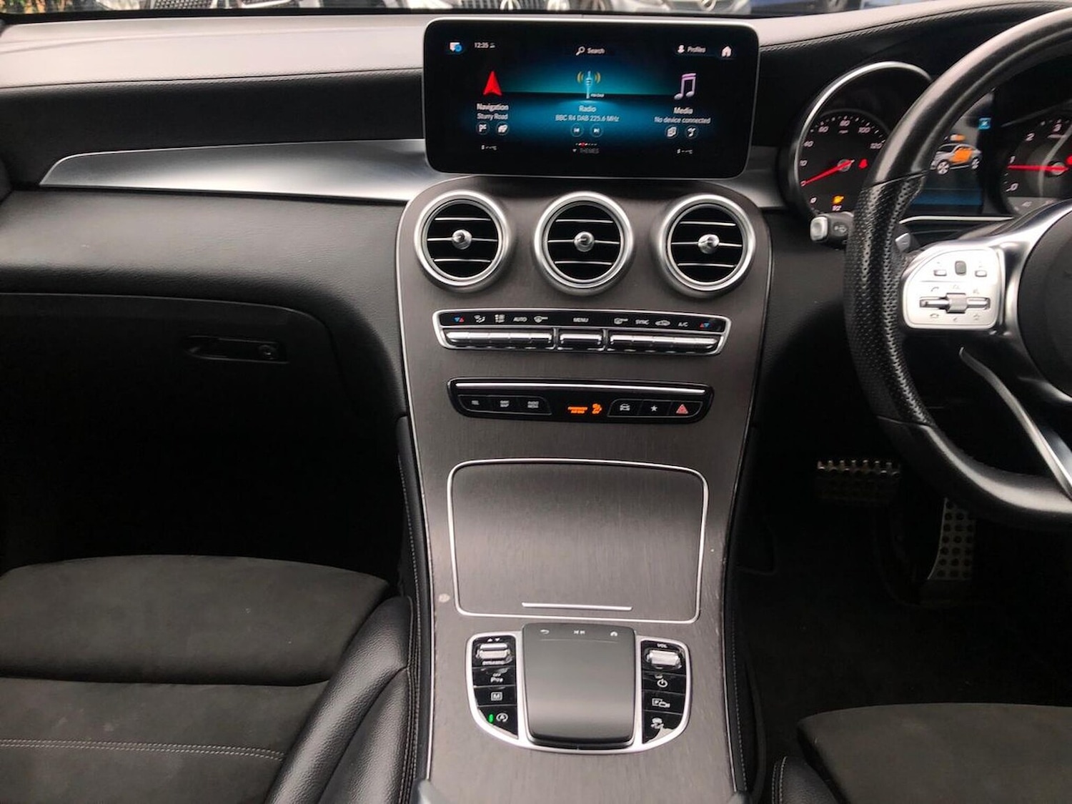 Used Mercedes-Benz GLC 2019 for sale - 76357852: Photo 13